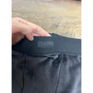 SKIMS Velvet Boxer Briefs Dark Gray Size L NWT Soft Lounge Stretch Shorts thumbnail 4