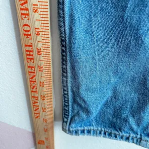Gap Barrel‎ High Rise Jeans Regular Womens Size 25 / 0R Blue Denim Distressed thumbnail 7