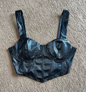 Faux Leather Tank Crop Top Black Size M thumbnail 1