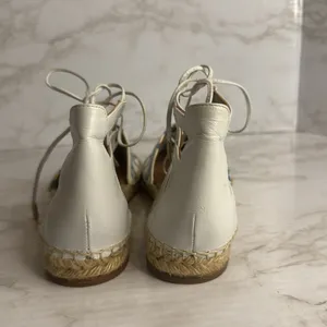 Aquazzura Belgravia Printed Leather Flats Espadrille‎ White Size 8.5 cute spring thumbnail 9