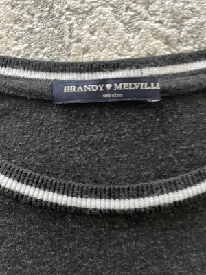 Brandy Melville Top thumbnail 2