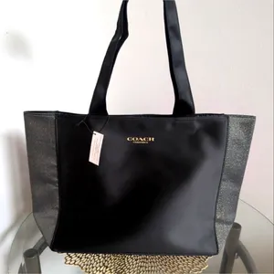 Coach tote bag thumbnail 1