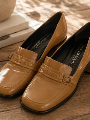Vintage Via Spiga Italian Leather Tan Y2K Block Heel Loafers - Size 6.5 thumbnail 3