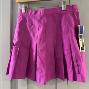 NWT VTG Reebok Hot Pink Tennis Skirt Athletic Sport‎ Pleated Mini Skater Small thumbnail 1