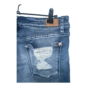 Judy Blue High Waisted‎ Raw Hem Relaxed Fit Cropped Denim, Size 7/28 thumbnail 6