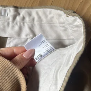 Uniqlo Trousers thumbnail 3