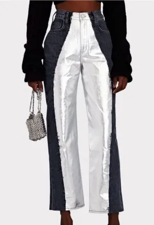 NWT FRAME Pieced Metallic Silver Black Straight Leg Jeans Size 26 Retail $448 thumbnail 1