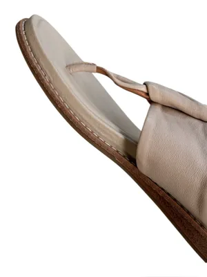 Like New Sofft Leather Essie Sandals Cream Size 9.5 thumbnail 5