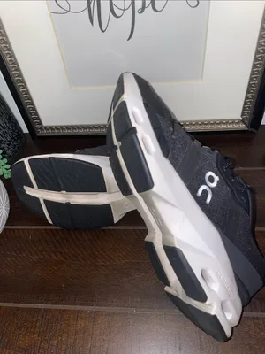 On Running Cloudpulse Women's Running Shoes Sneakers - Black/White Size 8 thumbnail 15