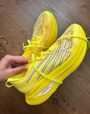 New Balance FuelCell Elite V1 thumbnail 1