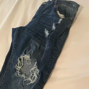 KanCan plus size 3x Austin Mid Rise Skinny Distressed jeans thumbnail 3