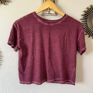 NWOT XS burgundy crop top boxy tee thumbnail 1