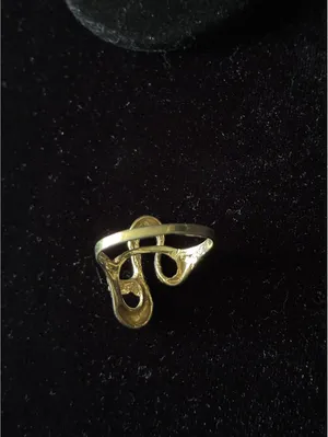 Vintage Gold Tone Abstract Swirl Statement Ring Sz 9 thumbnail 4