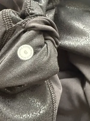 lululemon Wunder Under High-Rise Leggings - Matte Black Foil Size 6 thumbnail 7