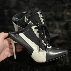 Cape Robbin Gigi-7 Leatherette Pointy Toe Sports Stripe Stiletto Mule Heels 6.5 thumbnail 1