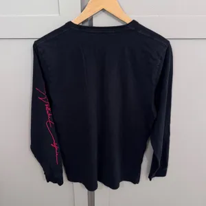 Hollister Long Sleeve T-Shirt Black red Embroidered Logo Cotton Size Small thumbnail 3