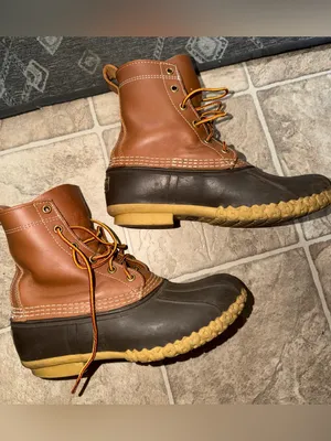 L.L. Bean Two-Tone Brown Leather and Dark Brown Women’s 8”Boots thumbnail 4