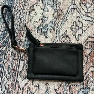 Madden Girl Black and Rose Gold Wristlet Vegan Faux Leather thumbnail 3