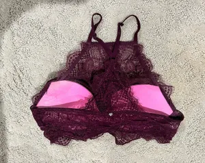 PINK Victoria’s Secret Bralett thumbnail 2