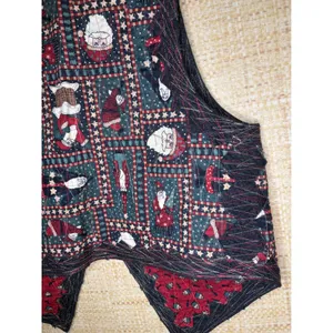Handmade Reversible Quilted Christmas Vest Santa Claus Folk Art Red Green L thumbnail 4