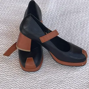 Two-Tone Black & Tan Split Toe Mary Janes - Block Heel - Size 245(7.5/8 US) thumbnail 3