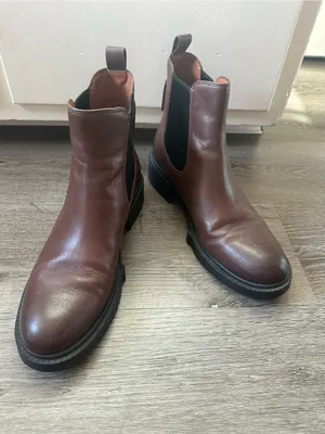 Coach Brown Leather Chelsea Booties with Black Elastic Panels thumbnail 6