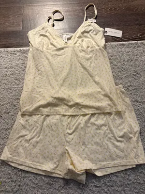 NWT Laura Ashley Ditsy Floral Pajama Set Cami & Shorts Butter Yellow. Size Large thumbnail 1