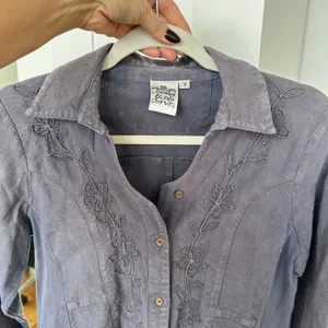 Parsley & Sage Women's Embroidered Floral Button Down Shacket, Size S, Pre Loved thumbnail 4