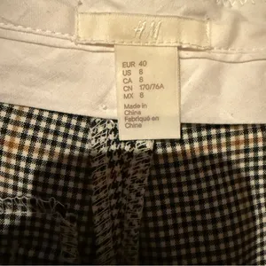 H&M Dress Pants Women's Size 8 Houndstooth Plaid‎ Mid Rise Black Gray White Tan thumbnail 5
