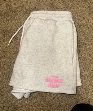 White Fox Shorts thumbnail 1