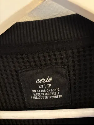 Aerie Black Waffle Knit Crewneck Sweater Size XS thumbnail 3