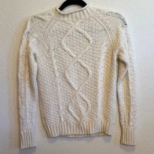 💋💋💋BOGOHO💋💋💋J.Crew Classic Cream Cable Knit Sweater-Small thumbnail 8