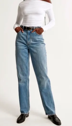 Abercrombie & Fitch The 90s Straight Ultra High Rise thumbnail 1