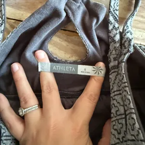 Athleta Black and Gray Patterned Dress size s thumbnail 2