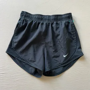 Nike Dri-FIT Tempo Running Shorts thumbnail 9