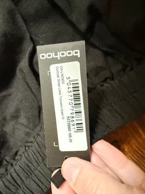 Boohoo black linen pants with white stripe size m thumbnail 3