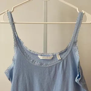 Victoria's Secret M Blue Camisole Lace‎ Trim Cotton Stretch Tank Top Pajamas thumbnail 2