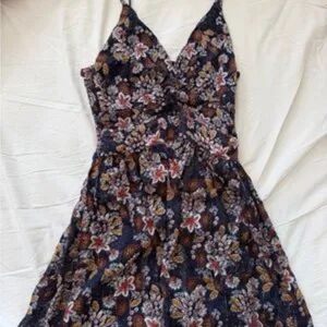 Angie Black Paisley Peekaboo Cut-Out Boho Mini Sundress Medium thumbnail 5