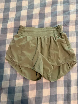 Lululemon Shorts thumbnail 5