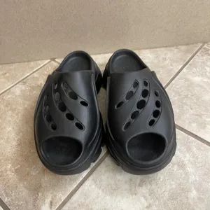 Adidas asmc Stella McCartney Clog‎ Core Black Platform Chunky Slides size 9 lady thumbnail 3