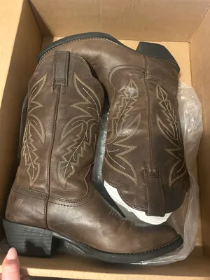 Brown Cowboy Boots thumbnail 1