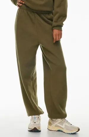 TNA BY ARITZIA Cozy Fleece Boyfriend Fit Joggers in Olive Green thumbnail 1