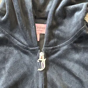 Vintage Juicy Couture Black Velour Zip Up Hoodie Rhinestone Y2K Womens Large thumbnail 3