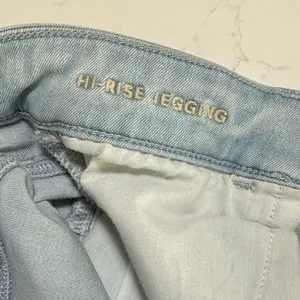American Eagle Light Blue Women's Jeans. High rise Jeggings. Stretchy. Size 8 thumbnail 4
