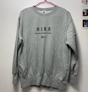 Nike Sportswear Crew Neck Sweatshirt thumbnail 2
