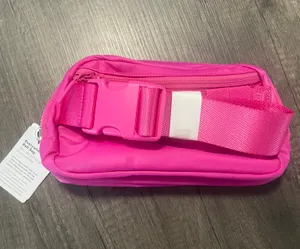 Lululemon Everywhere Belt Bag, Sonic Pink thumbnail 2