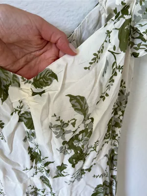 Reformation Butterfly Off-The-Shoulder Midi Dress in Green Floral thumbnail 5