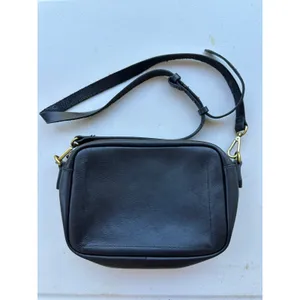 Madewell Black Leather External Slip Pocket Transport Camera Bag thumbnail 2