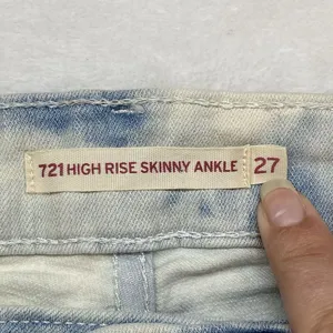 Levi's Jeans Womens 27 721 High Rise Skinny Ankle Acid Wash‎ Raw Hem thumbnail 7