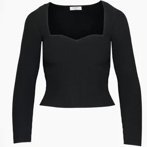 Aritzia Sculpt Knit Sweetheart Longsleeve thumbnail 6